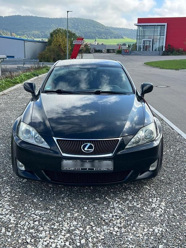 Schwarz Gebraucht 2007 Lexus IS220d Limousine | 4.500 € - Bild 1/4
