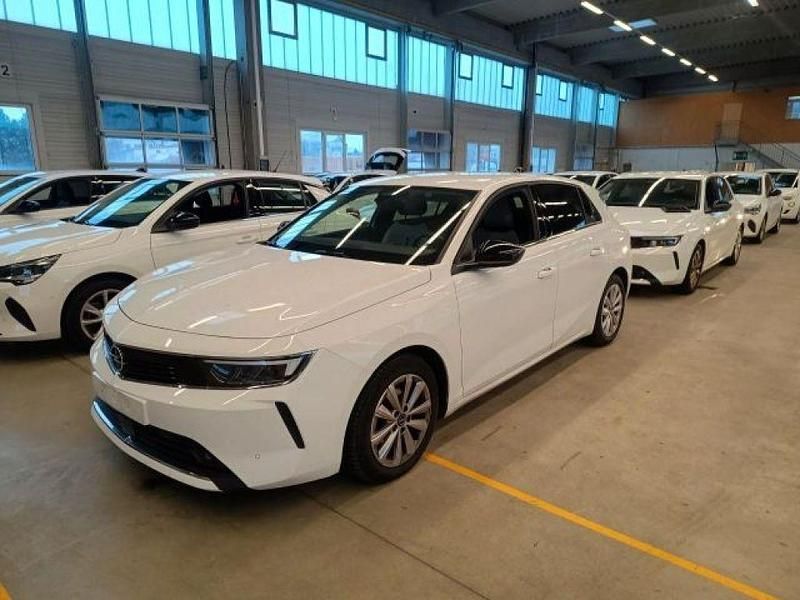 Gebraucht Opel Astra Elegance 131 PS (96 kW) 2023 White jade Limousine