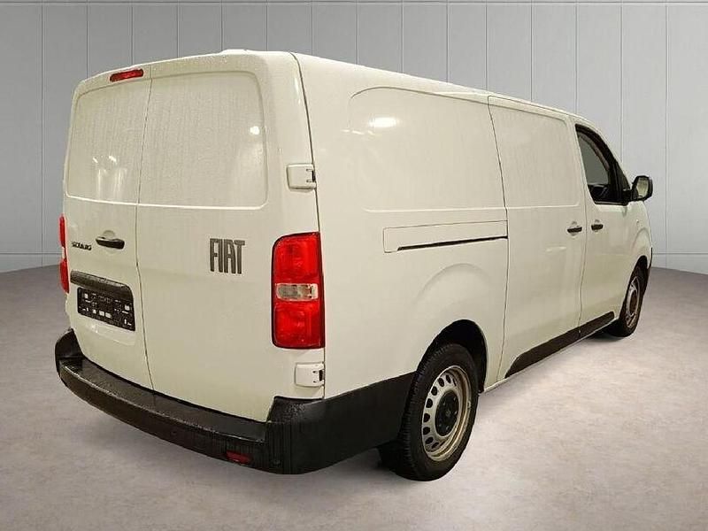 Gebraucht Fiat Scudo Basis 177 PS (130 kW) 2024 Weiß Van
