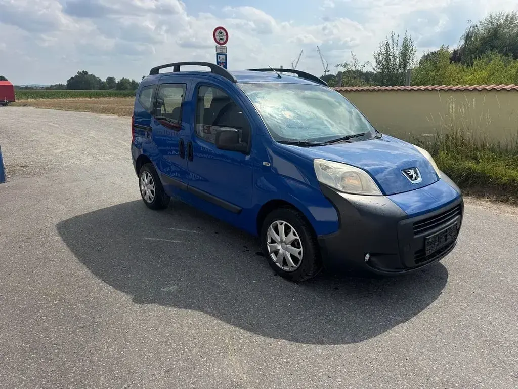 Gebraucht Peugeot Bipper Basis 73 PS (53 kW) 2010 Blau Van / Kleinbus