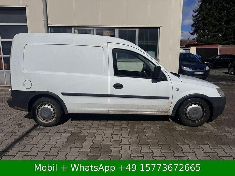 Gebraucht Opel Combo 101 PS (74 kW) 2004 Weiß Van / Kleinbus