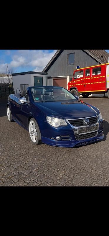 Gebraucht VW Eos 150 PS (110 kW) 2006 Blau Cabrio