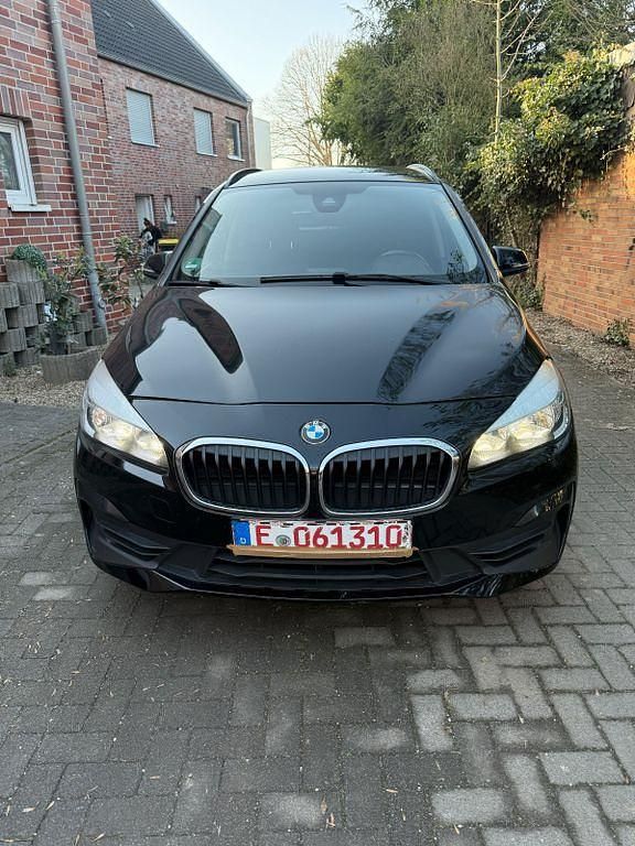 Gebraucht BMW 218 Performance 150 PS (110 kW) 2018 Schwarz Kombi