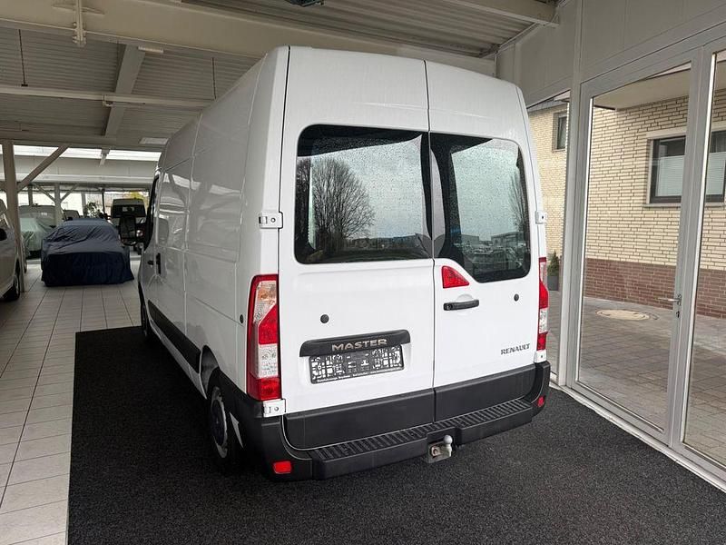 Gebraucht Renault Master 131 PS (96 kW) 2019 Weiß Van / Kleinbus