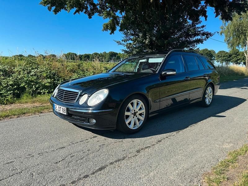 Gebraucht Mercedes E280 Avantgarde 231 PS (169 kW) 2006 Schwarz Kombi