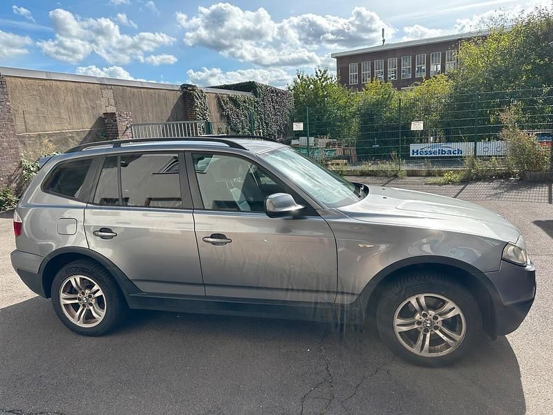 Gebraucht BMW X3 143 PS (105 kW) 2010 Silber SUV