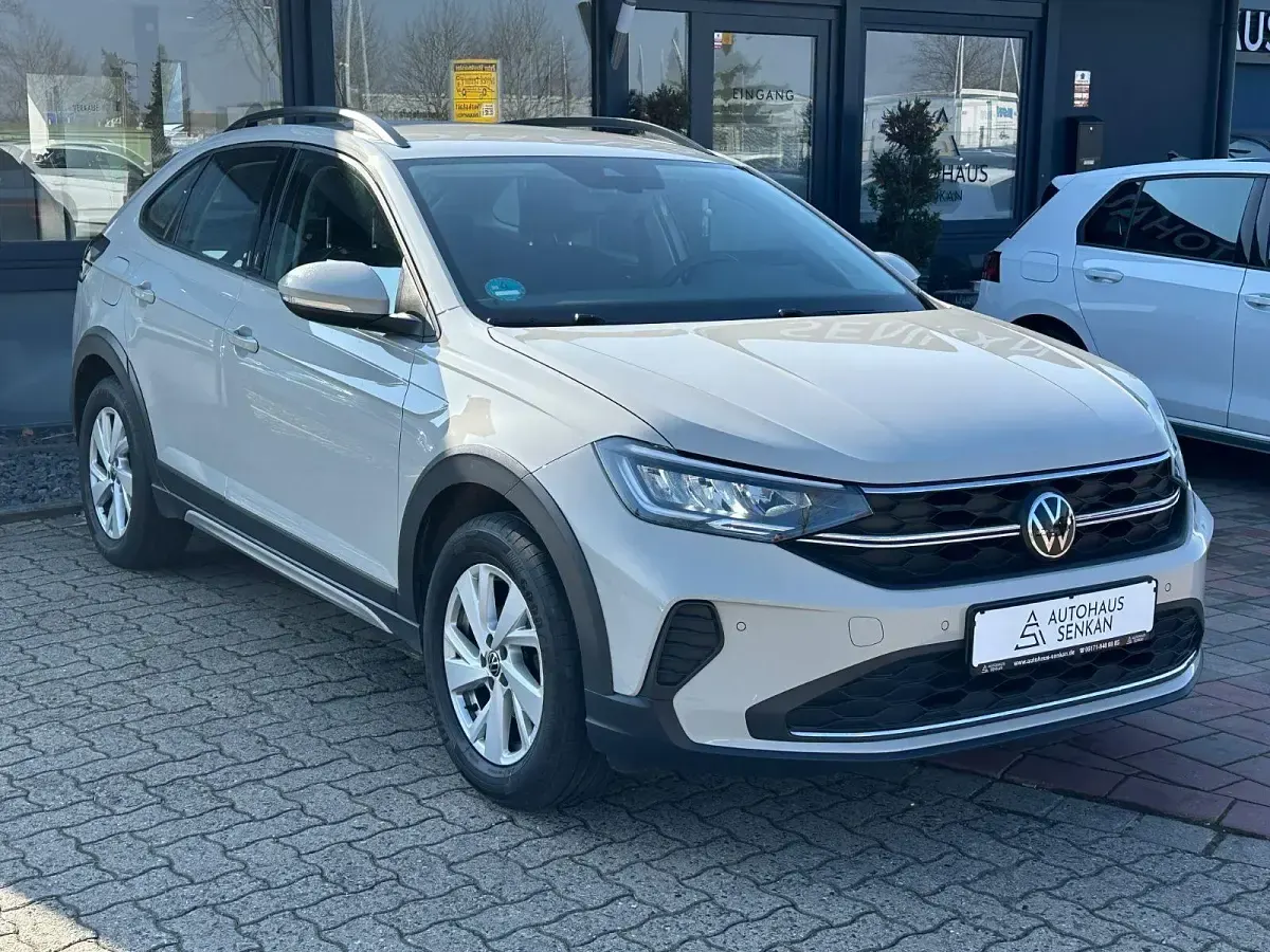 Gebraucht VW Taigo R 110 PS (80 kW) 2023 Grau SUV