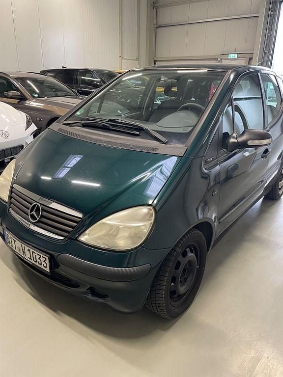 Grün Gebraucht 2004 Mercedes A140 Classic Van / Kleinbus | 990 € (Superpreis) - Bild 1/4