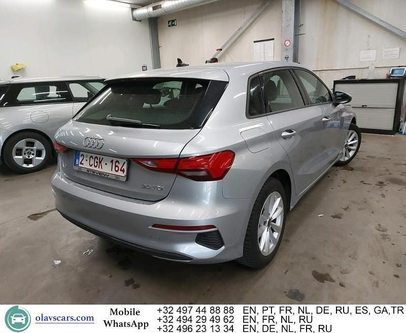Gebraucht Audi A3 116 PS (85 kW) 2022 Grau Limousine