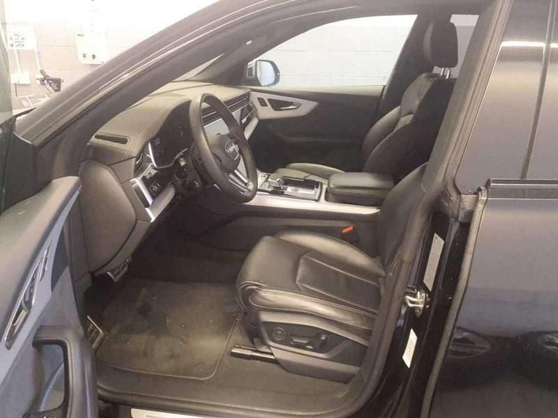 Gebraucht Audi SQ8 Ambiente 507 PS (372 kW) 2023 Mythosschwarz metallic SUV