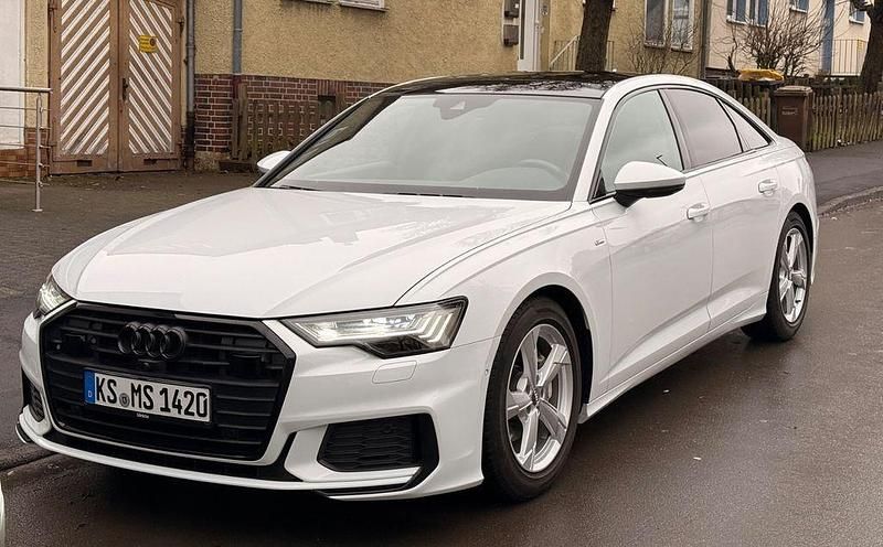 Weiß Gebraucht 2018 Audi A6 S-Line Limousine | 30.900 € (Teuer) - Bild 1/4