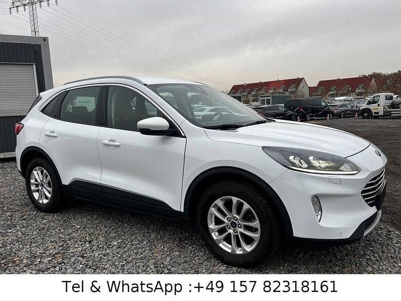 Weiß Gebraucht 2020 Ford Kuga Titanium SUV | 14.490 € (Superpreis) - Bild 1/4