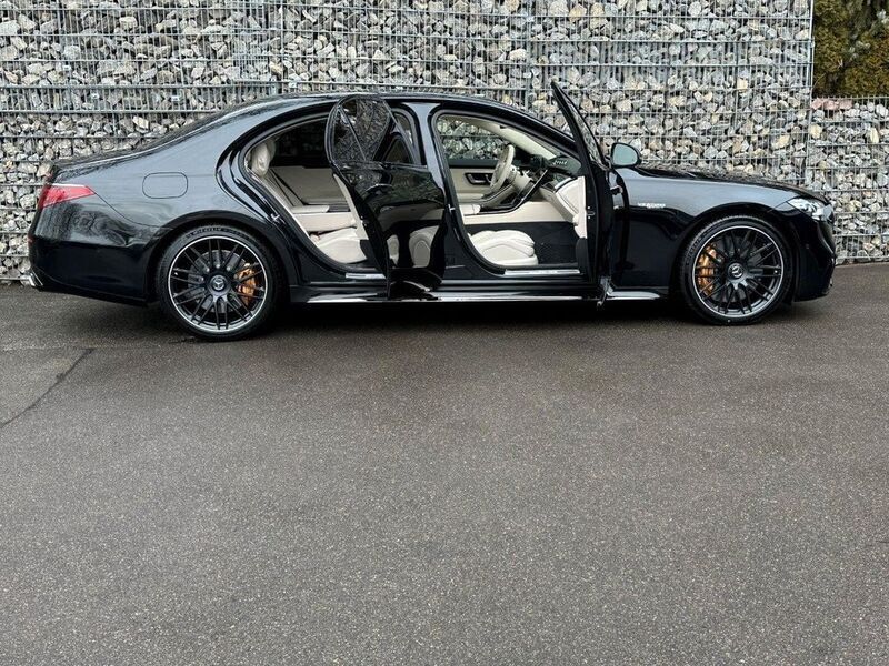 Schwarz Neu 2024 Mercedes S63 AMG AMG Limousine | 203.490 € - Bild 1/4