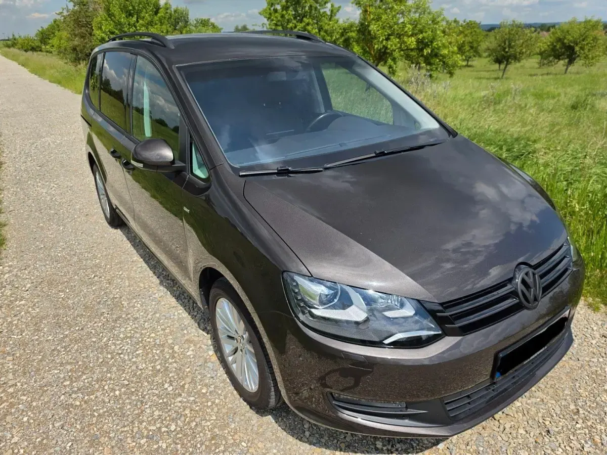 Gebraucht VW Sharan Cup 140 PS (102 kW) 2014 Schwarz Van / Kleinbus