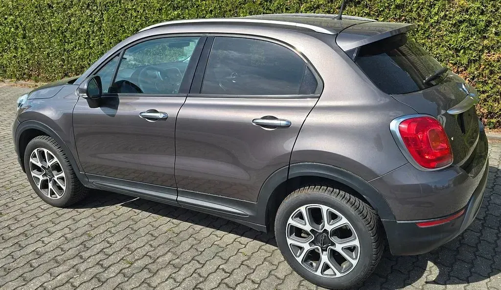Gebraucht Fiat 500X Cross 140 PS (102 kW) 2016 Grau SUV