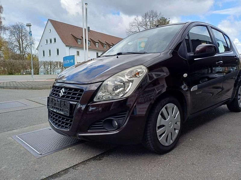 Gebraucht Suzuki Splash 86 PS (63 kW) 2015 Braun Kleinwagen