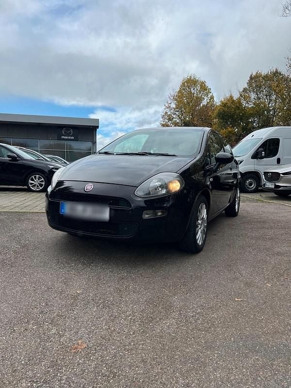 Gebraucht Fiat Punto Pop 69 PS (50 kW) 2012 Schwarz Kleinwagen