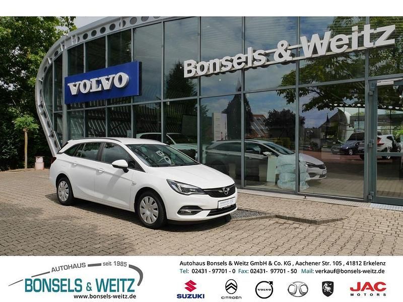 Weiß Gebraucht 2020 Opel Astra Business Edition Kombi | 12.780 € (Etwas zu teuer) - Bild 1/4