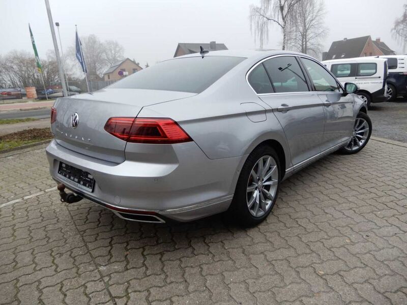 Gebraucht VW Passat GTE 156 PS (114 kW) 2020 Silber Limousine