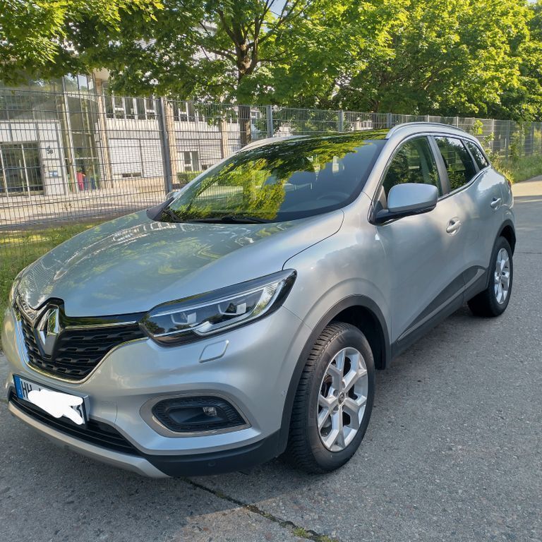 Grau Gebraucht 2020 Renault Kadjar LIMITED SUV | 14.600 € (Guter Preis) - Bild 1/4