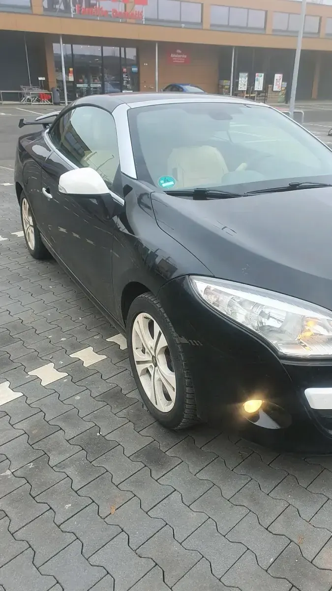 Gebraucht Renault Mégane Cabriolet 110 PS (80 kW) 2011 Schwarz Cabrio