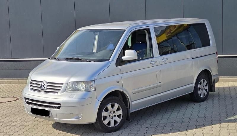 Silber Gebraucht 2008 VW Multivan Van | 8.950 € (Superpreis) - Bild 1/4