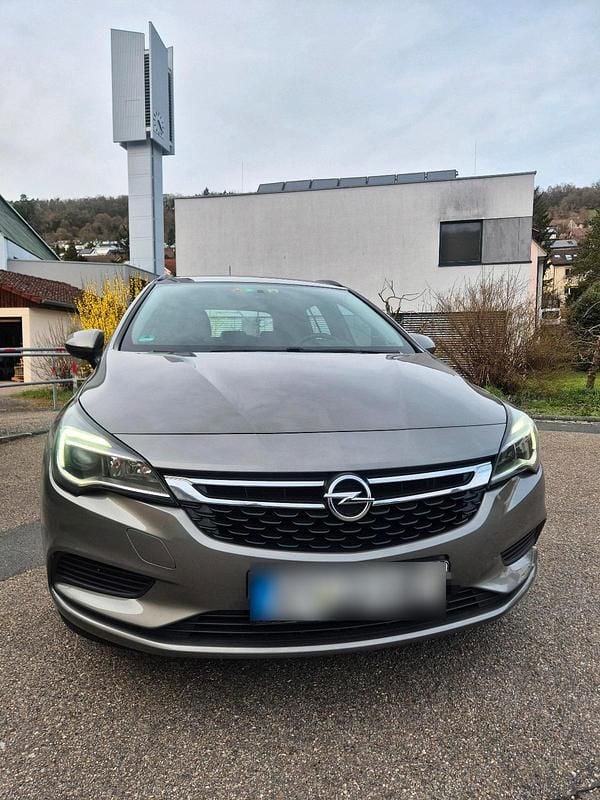 Gebraucht Opel Astra 150 PS (110 kW) 2016 Grau Kombi