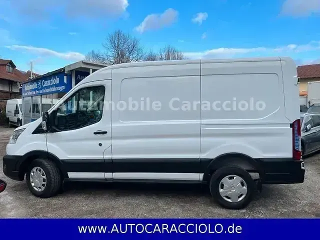 Gebraucht Ford Transit Trend 131 PS (96 kW) 2020 Andere Van