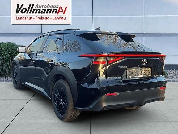 Gebraucht Toyota bZ4X Basis 150 kW (204 PS) 2023 Onyxschwarz SUV