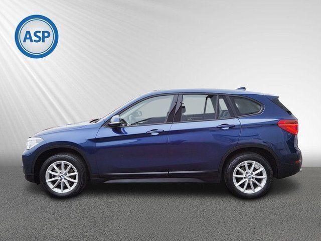 Gebraucht BMW X1 Advantage 136 PS (100 kW) 2016 Blau metallic SUV