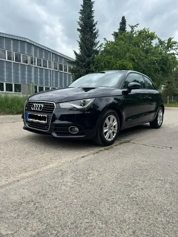 Gebraucht Audi A1 122 PS (89 kW) 2011 Schwarz Kleinwagen