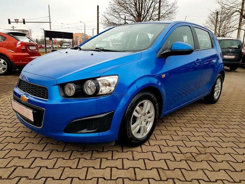 Blau Gebraucht 2012 Chevrolet Aveo LT Limousine | 2.999 € (Fairer Preis) - Bild 1/4