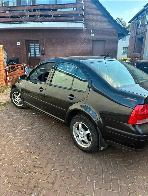 Gebraucht VW Bora 102 PS (75 kW) 1999 Schwarz Limousine