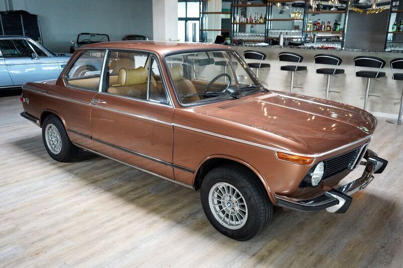 Braun Gebraucht 1974 BMW 2002 Limousine | 29.500 € - Bild 1/4