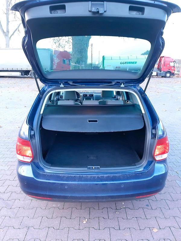 Gebraucht VW Golf V 140 PS (102 kW) 2007 Blau Kombi