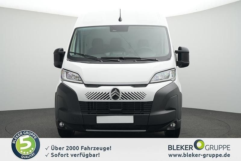 Eisweiß Gebraucht 2025 Citroën Jumper Van / Kleinbus | 31.490 € (Superpreis) - Bild 1/4