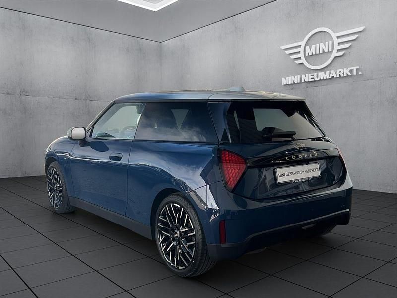 Gebraucht Mini Cooper 135 kW (184 PS) 2024 Blau Kleinwagen