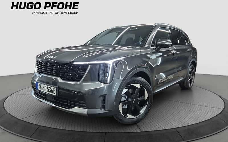 Interstellargrau Gebraucht 2025 Kia Sorento Platinum SUV | 55.490 € (Teuer) - Bild 1/4