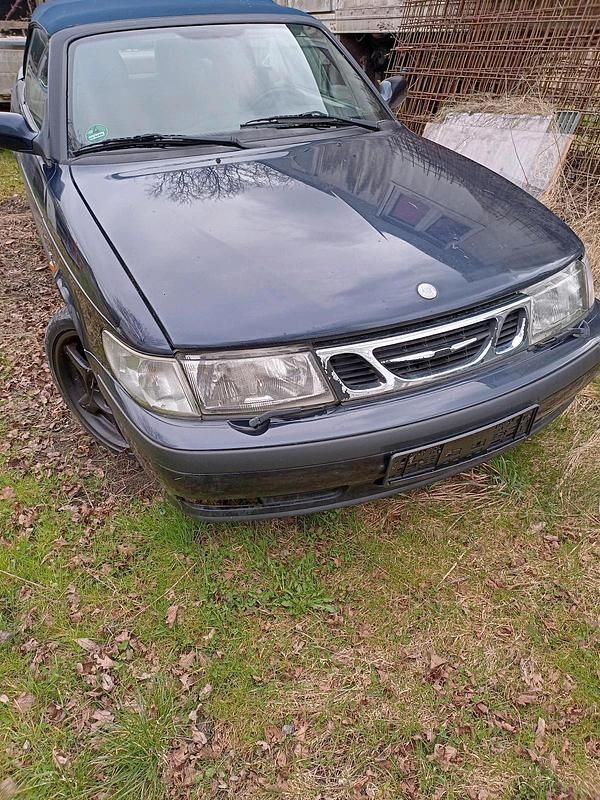 Second-hand Saab 9-3 2000 Albastru Cabrio