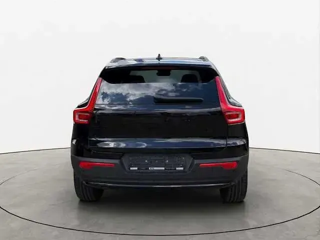 Gebraucht Volvo XC40 120 PS (88 kW) 2025 SUV