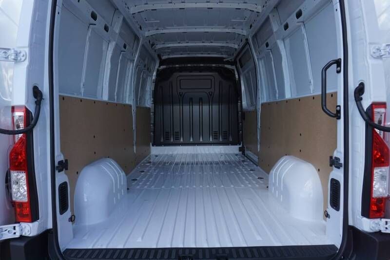 Gebraucht Renault Master 136 PS (100 kW) 2023 Weiß Van