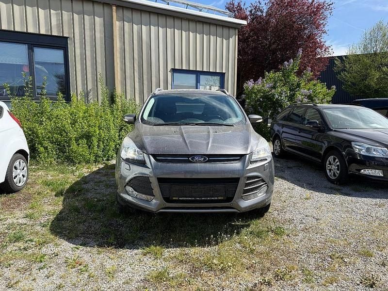 Usata Ford Kuga SYNC Edition 140 CV (102 kW) 2014 Grigio SUV