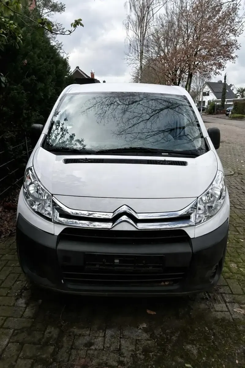 Usado Citroën Jumpy 90 HP (66 kW) 2014 Branco Monovolume