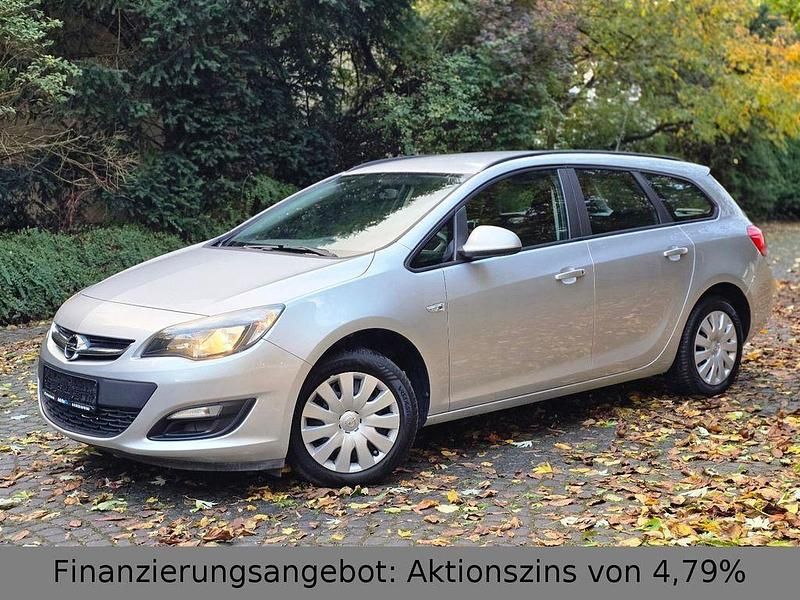 Silber Gebraucht 2016 Opel Astra Limousine | 5.490 € (Fairer Preis) - Bild 1/4