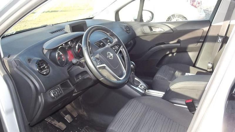 Gebraucht Opel Meriva Style 140 PS (102 kW) 2015 Silber Van / Kleinbus