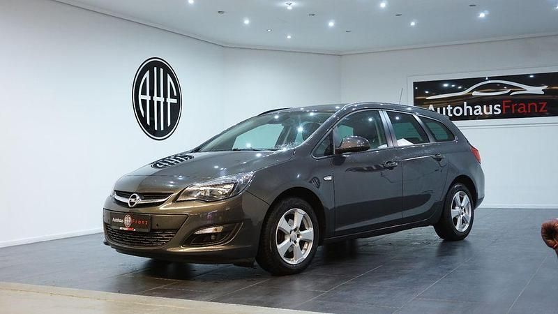 Gebraucht Opel Astra 120 PS (88 kW) 2015 Grau Kombi