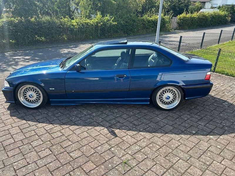 Blau Gebraucht 1998 BMW 328 M Sport Coupé | 19.300 € - Bild 1/4