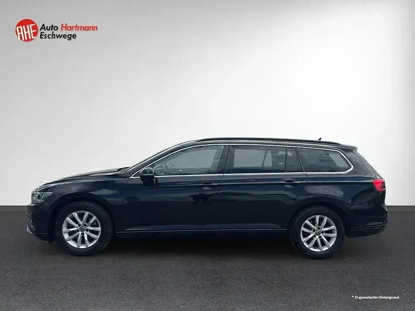 Gebraucht VW Passat Business 150 PS (110 kW) 2023 Schwarz Kombi