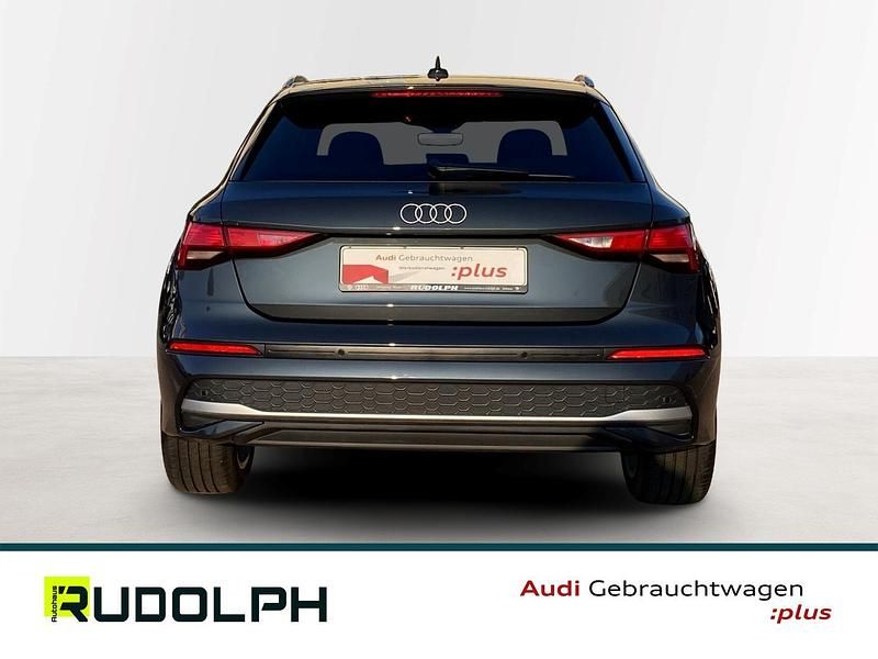 Gebraucht Audi A3 Ambiente 116 PS (85 kW) 2025 Grau Limousine