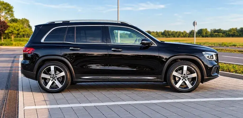 Gebraucht Mercedes GLB220 190 PS (139 kW) 2021 Schwarz SUV